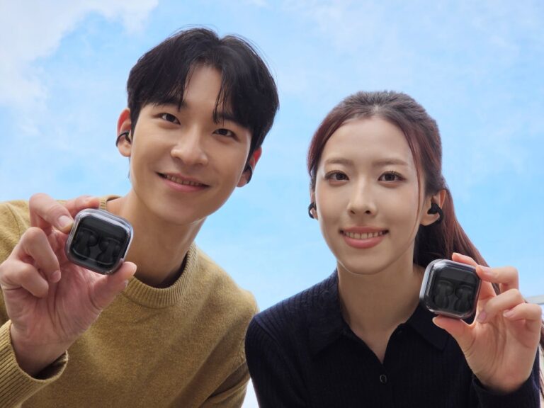 Samsung Galaxy Buds On: los primeros audífonos clip-on de Galaxy salen a la venta el 27 de octubre